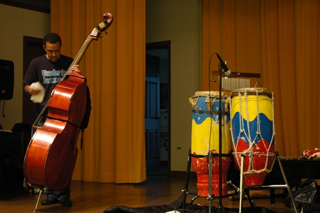 Paul prepares the bass